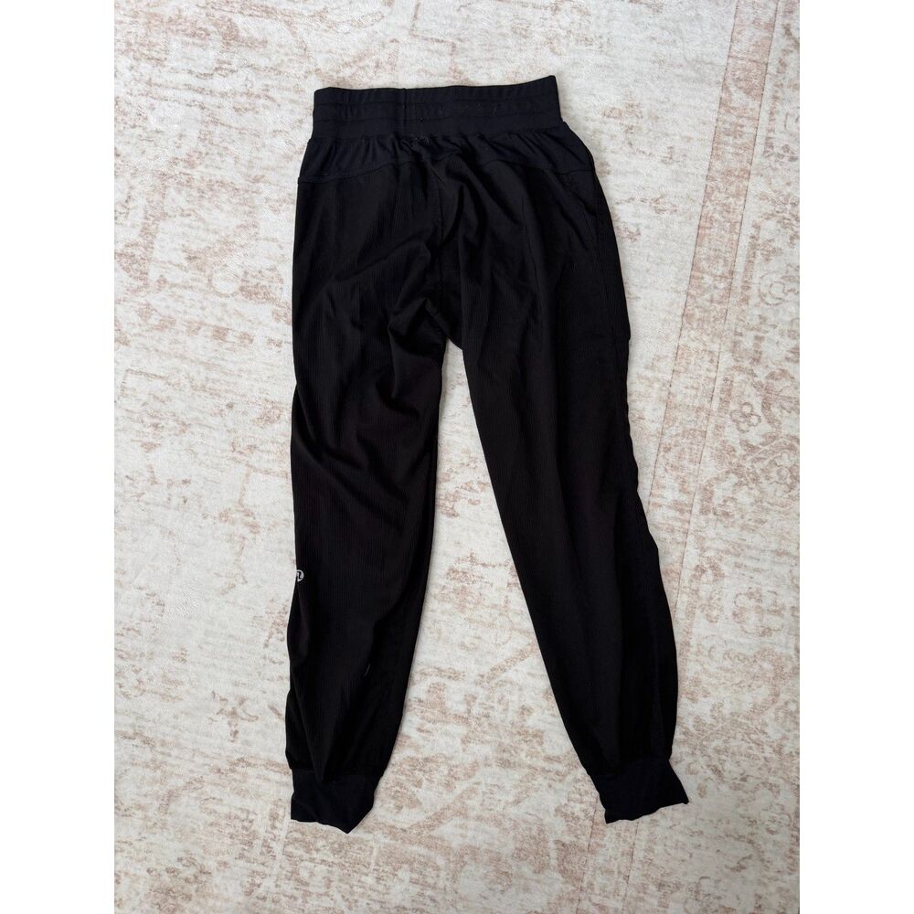 Lululemon Black Ribbed Snap Waist Cuffed Jogger Pants Size 4